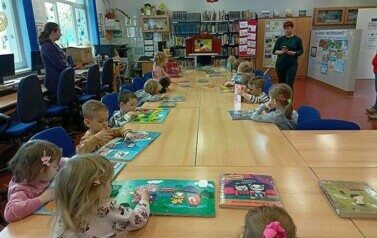 Krasnale w bibliotece  13