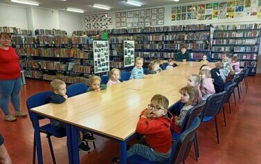 Krasnale w bibliotece  14