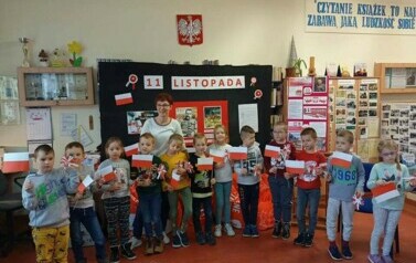 Warsztaty patriotyczne z klasą I i II 27