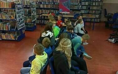 Noc w bibliotece 12