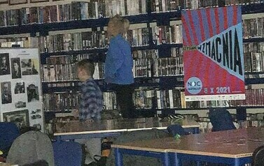 Noc w bibliotece 18