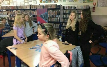 Noc w bibliotece 27