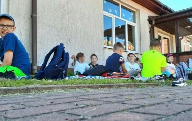 Piknik czytelniczy z klasami II a i II b 20