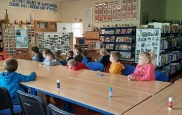Motylki w bibliotece 7
