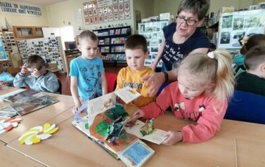 Motylki w bibliotece 11