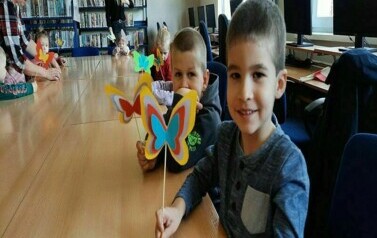 S&oacute;wki w bibliotece 4