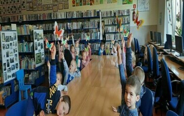 S&oacute;wki w bibliotece 9