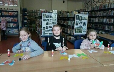 Zajęcia manualne z klasą III 6