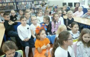 "Wiersze o jesieni"-konkurs recytatorski klas I-III Szkoły Podstawowej 6