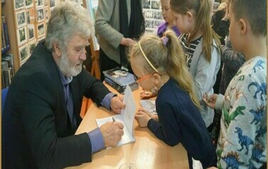 Zbigniew Kołba z wizytą w naszej bibliotece 5