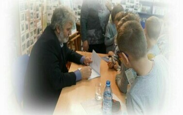 Zbigniew Kołba z wizytą w naszej bibliotece 7