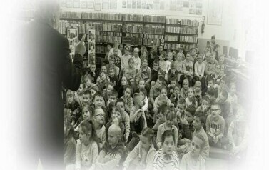 Zbigniew Kołba z wizytą w naszej bibliotece 35