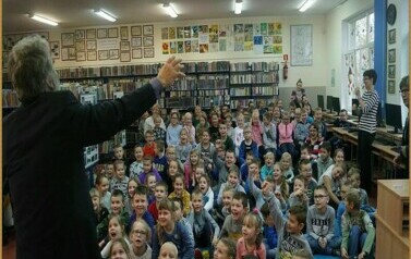 Zbigniew Kołba z wizytą w naszej bibliotece 36