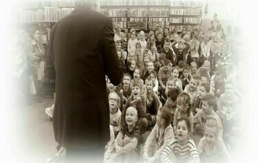 Zbigniew Kołba z wizytą w naszej bibliotece 37