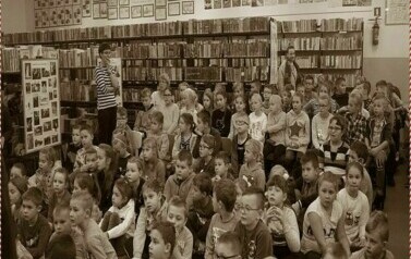 Zbigniew Kołba z wizytą w naszej bibliotece 65