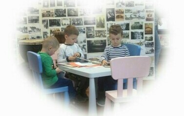 Motylki i S&oacute;wki w bibliotece 3