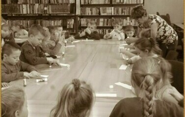 Motylki i S&oacute;wki w bibliotece 13