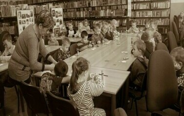 Wizyta "Lisk&oacute;w" i "Zajączk&oacute;w" w bibliotece 2