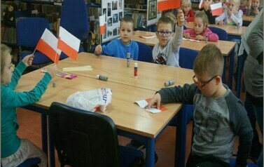Wizyta "Lisk&oacute;w" i "Zajączk&oacute;w" w bibliotece 7