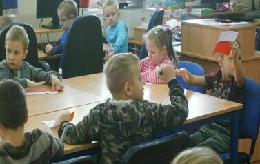 Wizyta "Lisk&oacute;w" i "Zajączk&oacute;w" w bibliotece 10