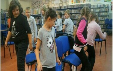 Noc w bibliotece 14