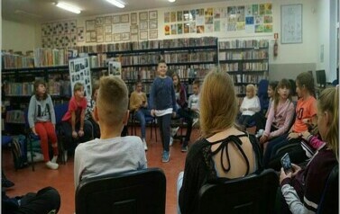 Noc w bibliotece 32