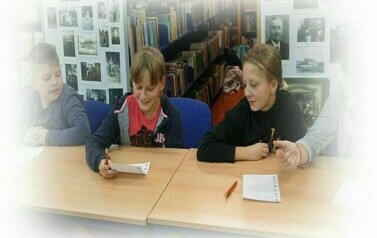 Noc w bibliotece 52