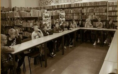 Noc w bibliotece 63