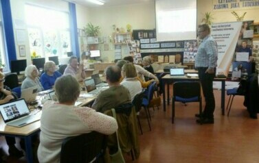 Kurs komputerowy w Bibliotece 4