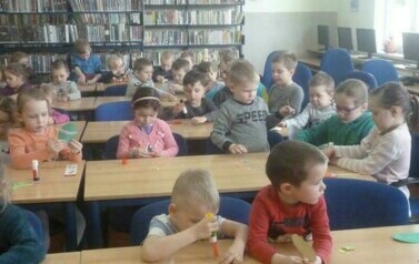 Przedszkolaki w bibliotece 4