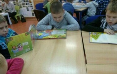 Czytamy wiersze i opowiadania o Bożym Narodzeniu 13