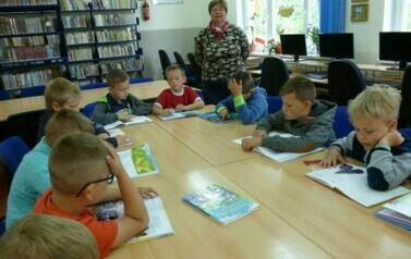 Klasa II w bibliotece 5