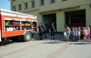 Z wizytą u strażak&oacute;w 72
