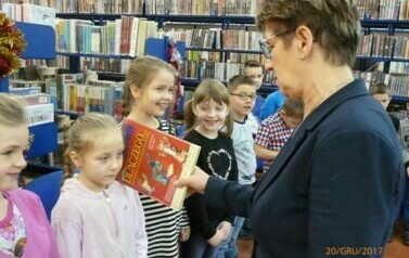 Pasowanie na czytelnika 2017 10