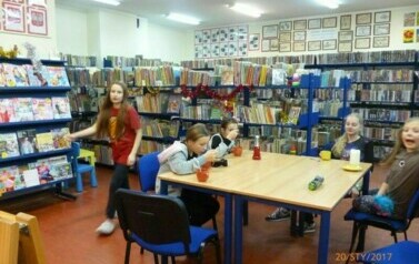 Ferie z biblioteką 37