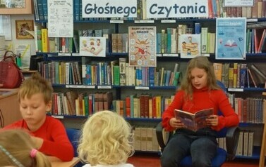 Og&oacute;lnopolski Dzień Głośnego Czytania z klasami III 2024 15