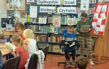 Og&oacute;lnopolski Dzień Głośnego Czytania z klasami III 2024 17