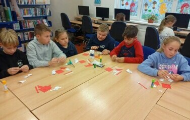 Lekcja patriotyczna dla klas III 4