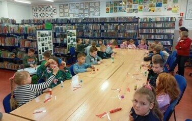Święto Niepodległości w bibliotece &ndash; edukacyjna przygoda klas drugich  4