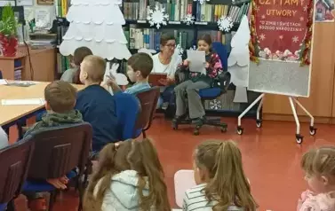 Świąteczne zajęcia w naszej bibliotece! 2024 10