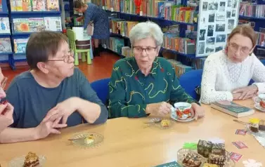 Spotkanie pełne wzruszeń i literackich refleksji &ndash; Dyskusyjny Klub Książki  29