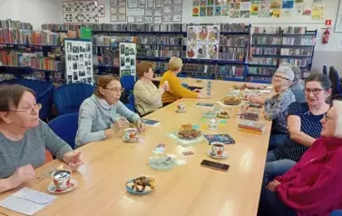 Spotkanie pełne uśmiechu, tajemnic i literackich inspiracji z Sylwią Kubik! 2025 2