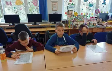 Łączy nas pamięć z klasami IV &ndash; 82. rocznica powstania w getcie warszawskim 5