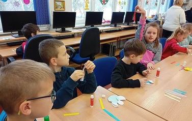 Warsztaty świąteczne z klasą Ia i Ib 4
