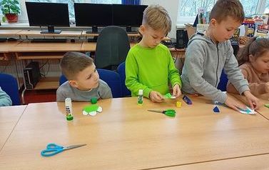 Warsztaty świąteczne z klasą Ia i Ib 7