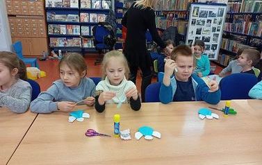 Warsztaty świąteczne z klasą Ia i Ib 13
