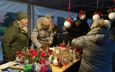 Jarmark świąteczny  19