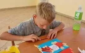 Tworzenia kartek metodą Iris folding 39