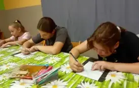 Tworzenia kartek metodą Iris folding 48