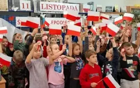 Patriotyczne warsztaty z najmłodszymi uczniami! 2025 34